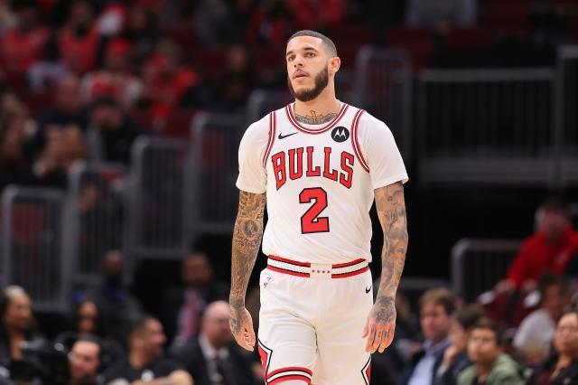 广发体育-公牛超市再度开张 拉文&amp;武器&amp;球哥均被摆上货架