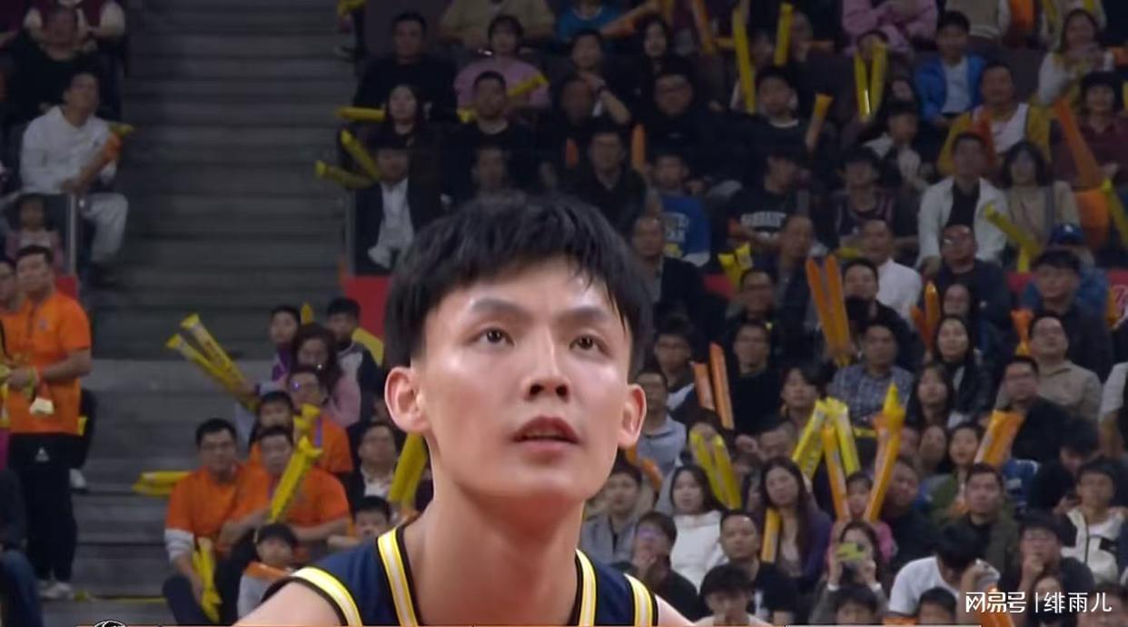 广发体育-两连败后！广东队变阵，杜锋召回张文逸，挤走徐杰，取代陈家政！