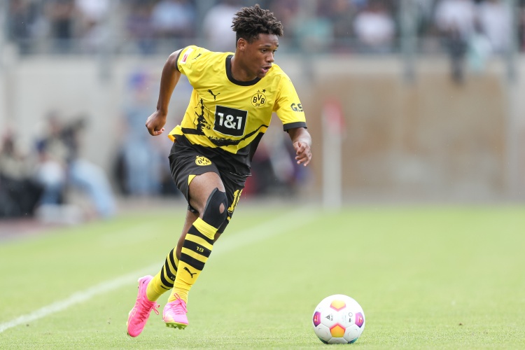 广发体育平台-多特官方：19岁攻击手杜兰维尔租借加盟巴塞尔，租期至本赛季结束